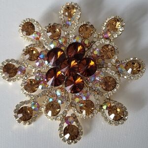 Vintage Rivoli Aurora Borealis Rhinestone Brooch